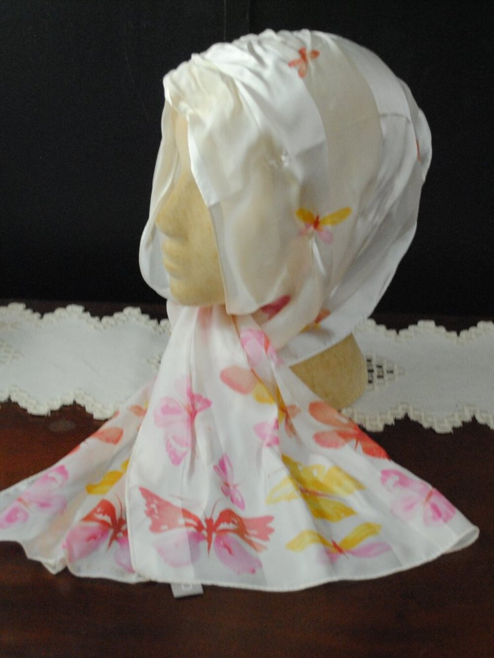 Echo Butterfly Pattern Striped Long Skinny Silk Scarf